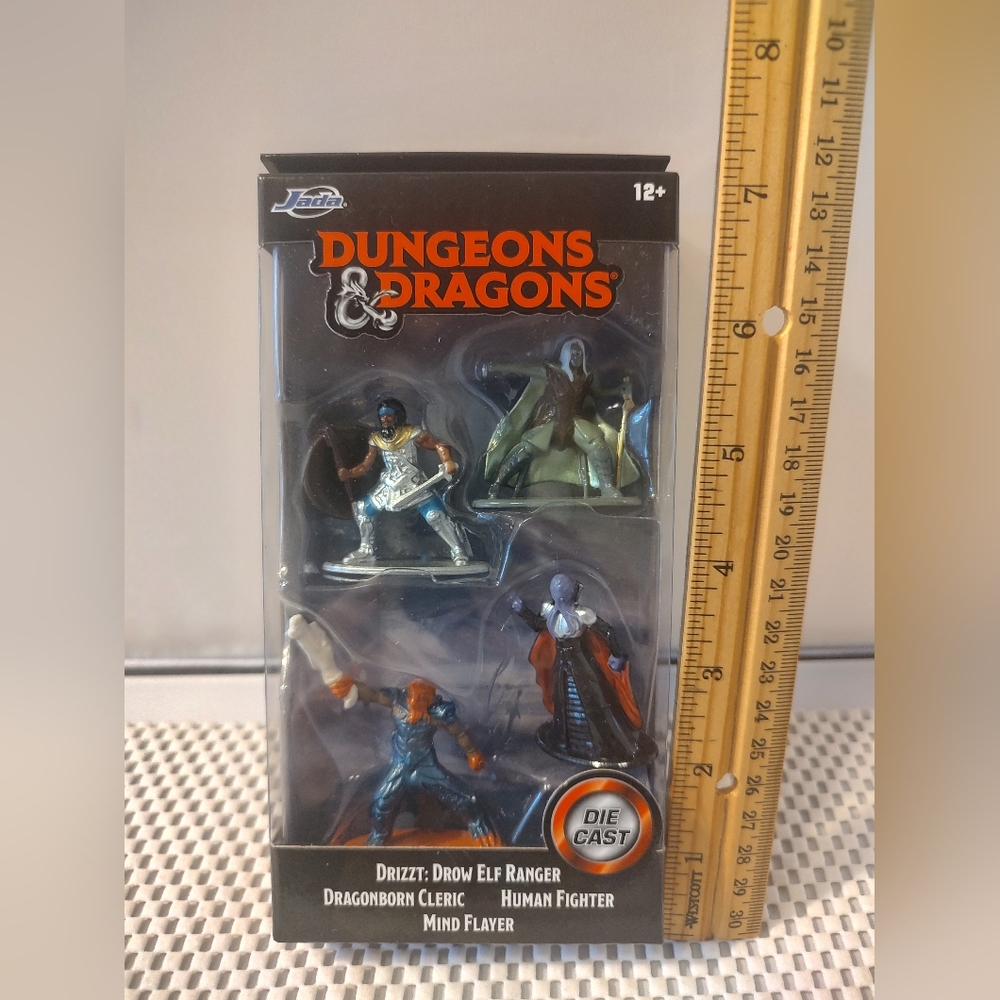 Dungeons and Dragons Die Cast Set of 4pc NWT Figures